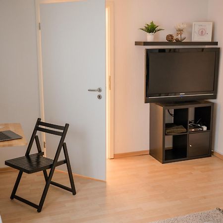 Buchlindenweg - Zimmer & Ferienwohnung Breitscheid  Exteriör bild